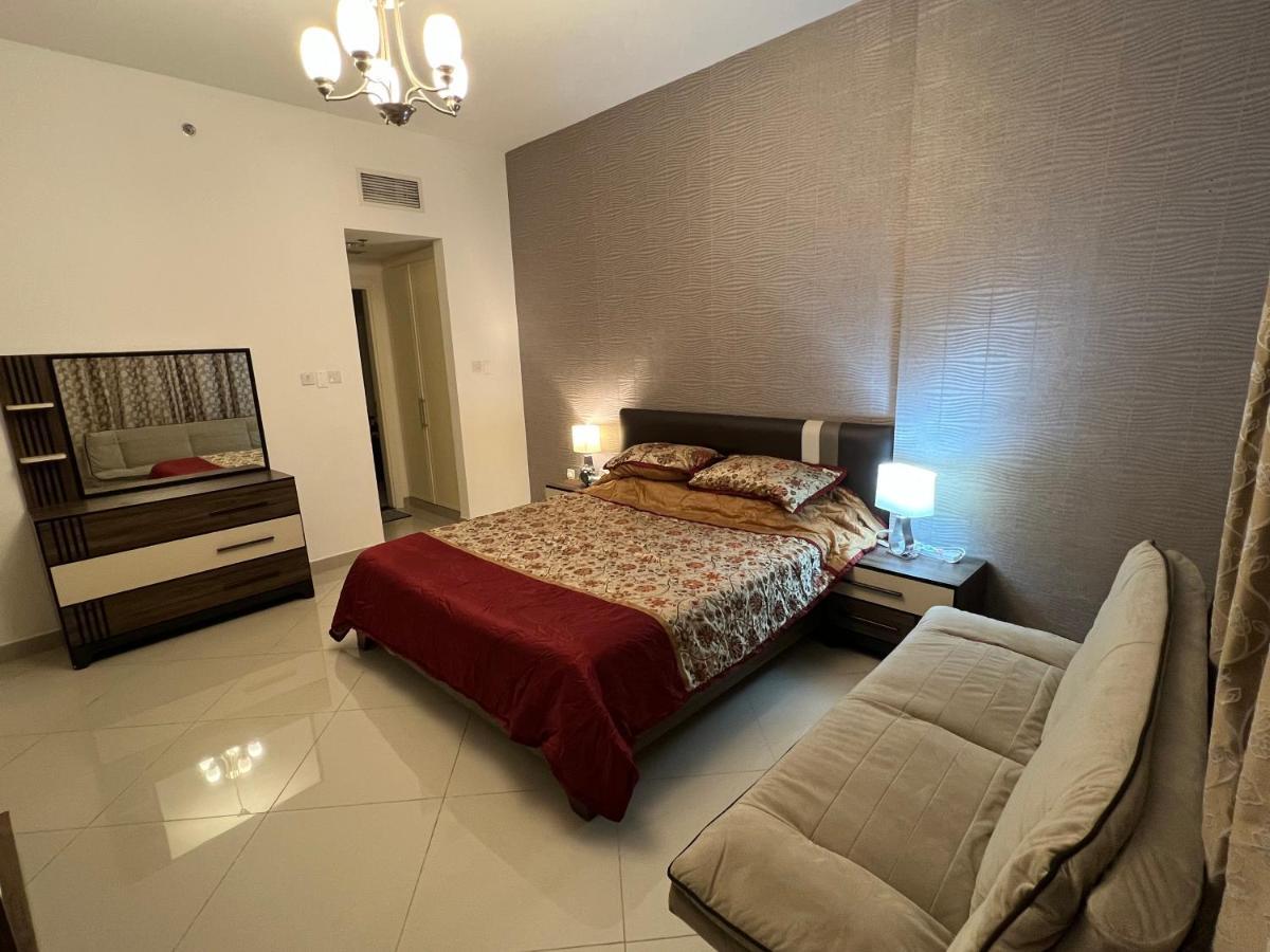 Large Size One Bedroom Apartment With Sea View Abu Dzabi Kültér fotó