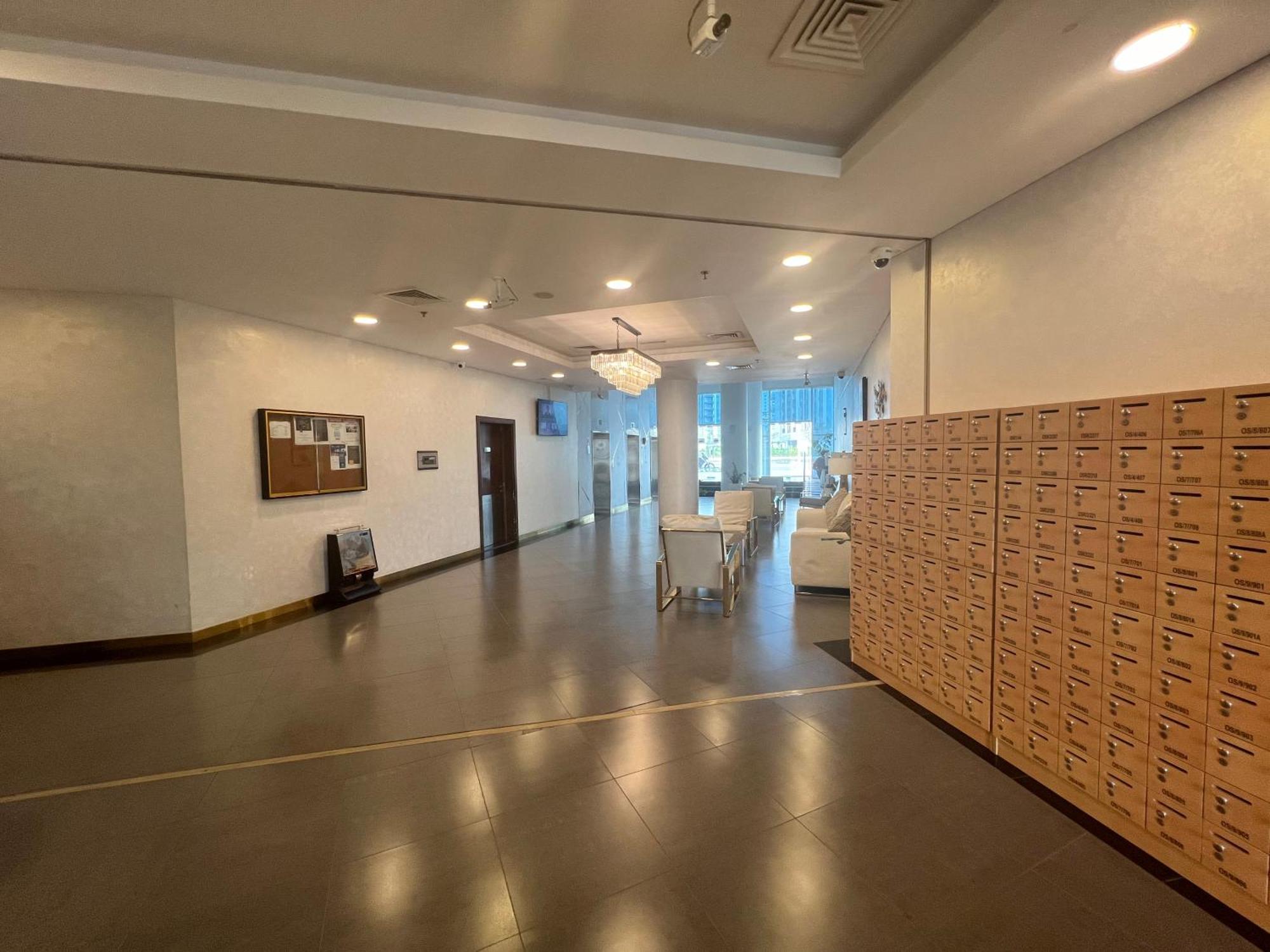 Large Size One Bedroom Apartment With Sea View Abu Dzabi Kültér fotó